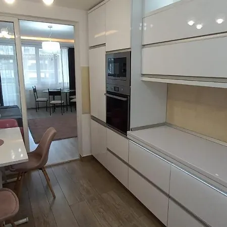 Isaran Apartament Lejlighed