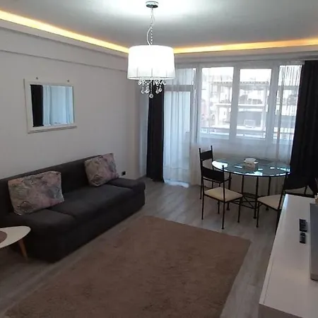 Isaran Apartament Lejlighed
